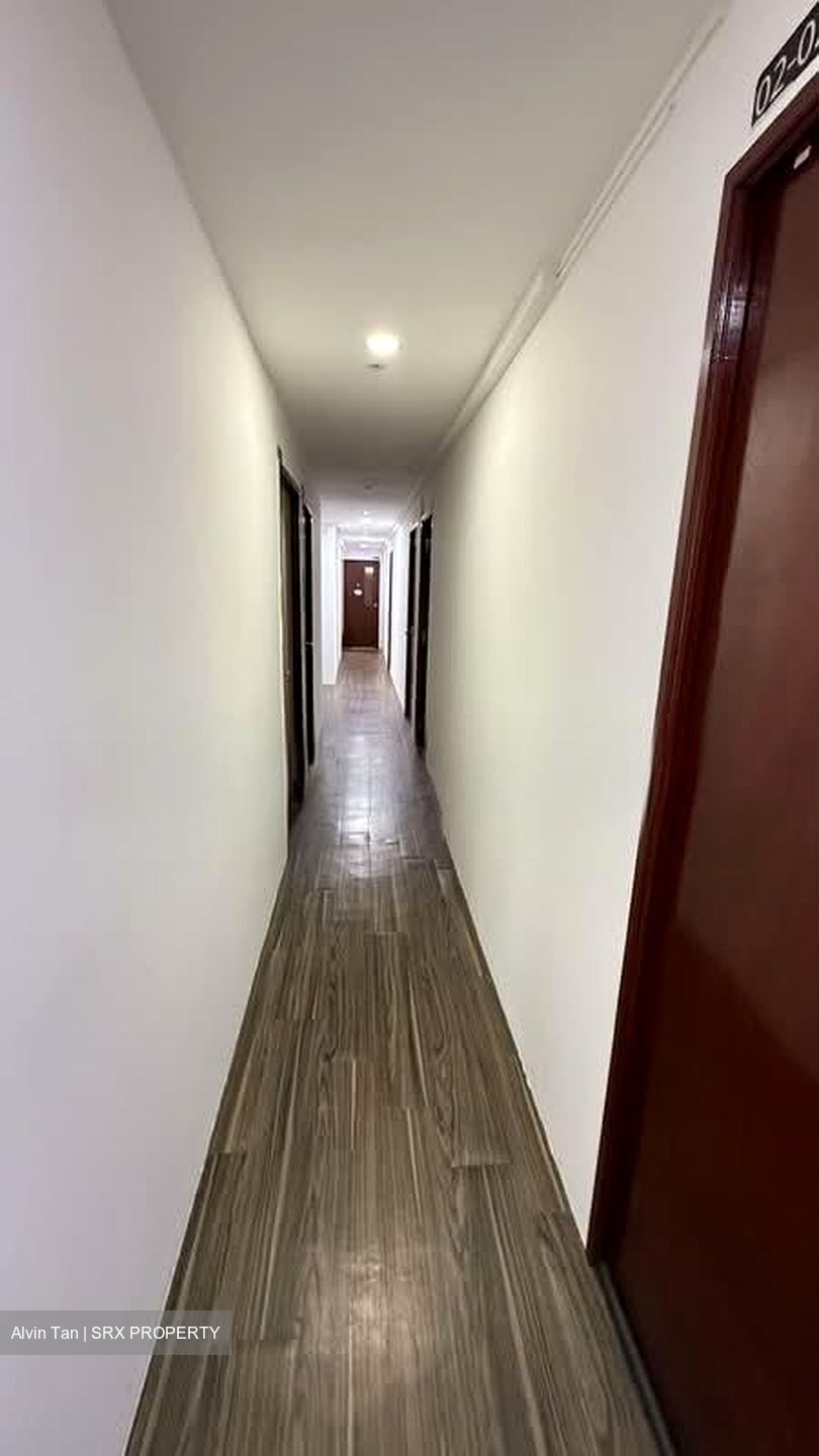 City Plaza (D14), Office #526871001